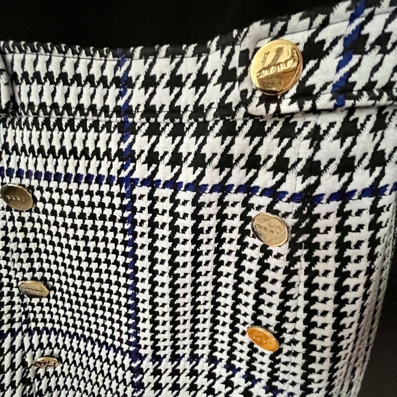 Beautiful DKNY black & houndstooth dress.  Size 4 Excellent Condition - Picture 5 of 10